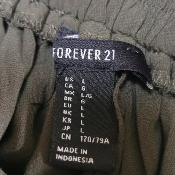 Olive green flowy mini skirt - Picture 4 of 4